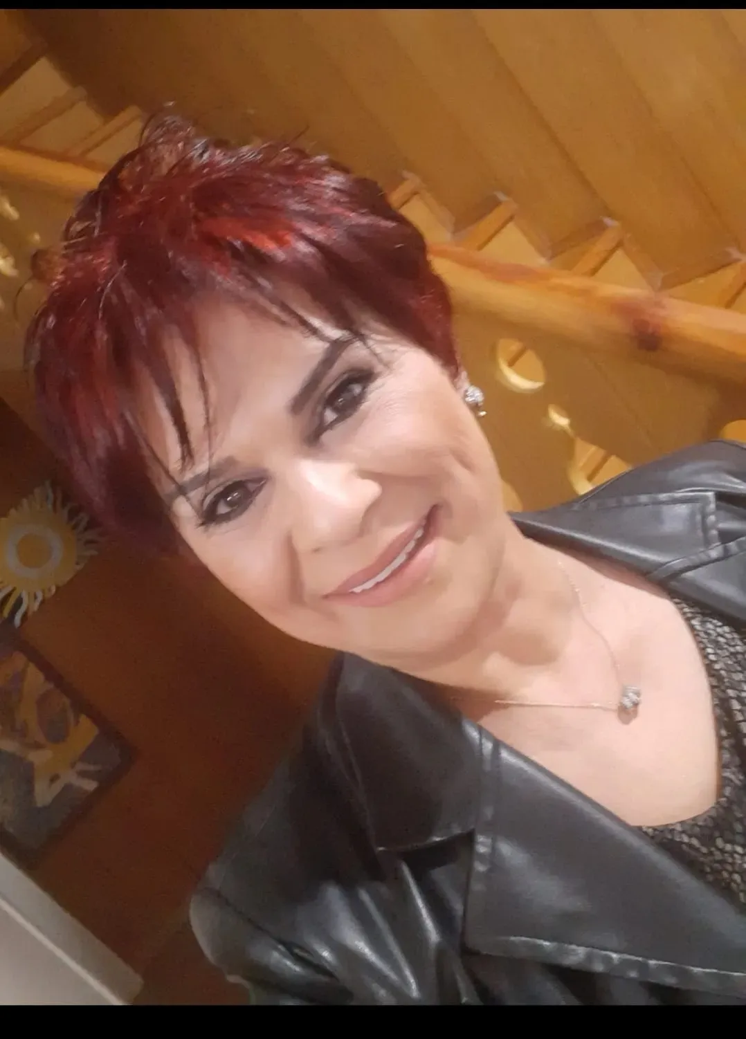 Oya Özdemir 